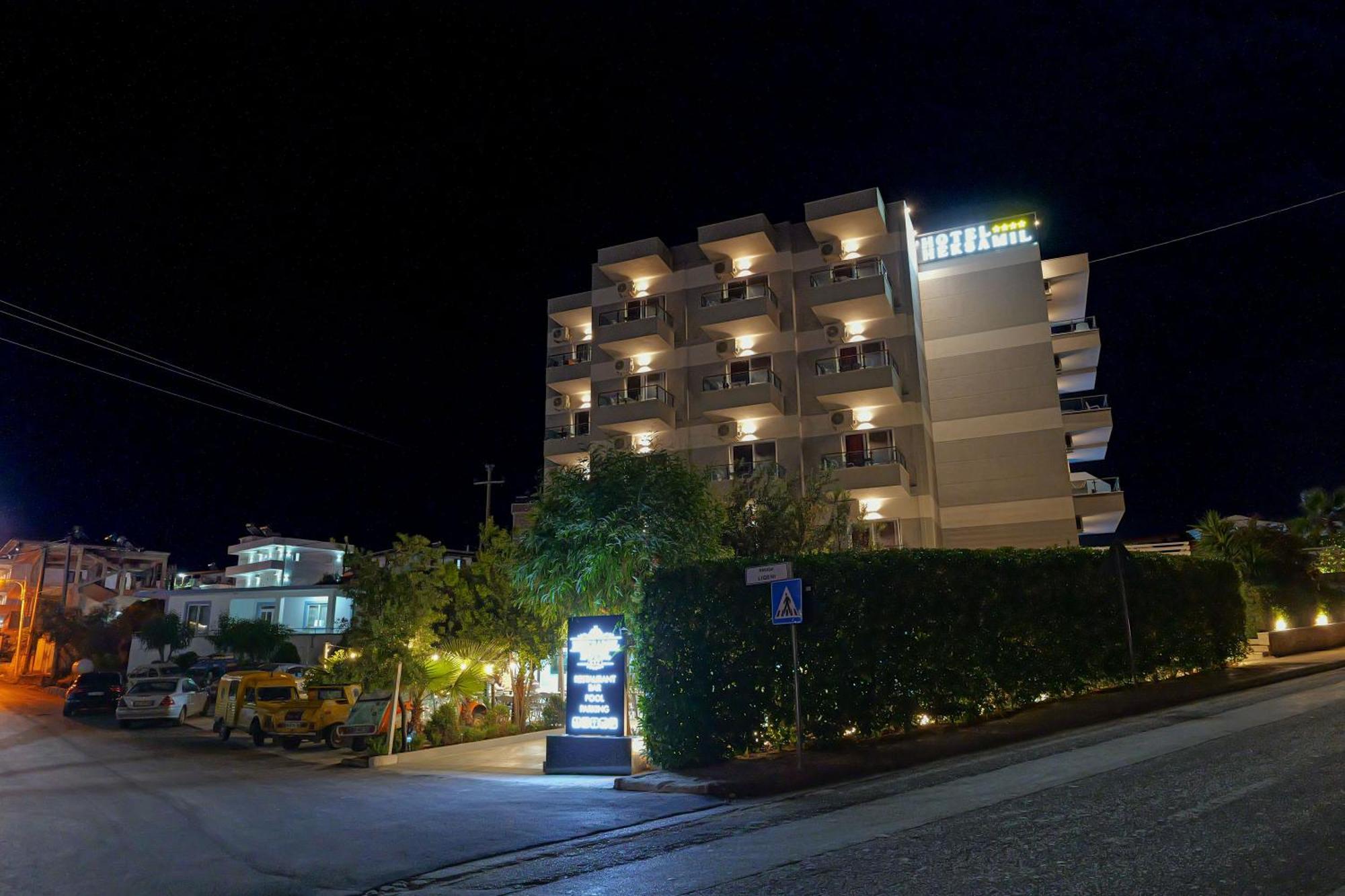 Heksamil Hotel Bagian luar foto